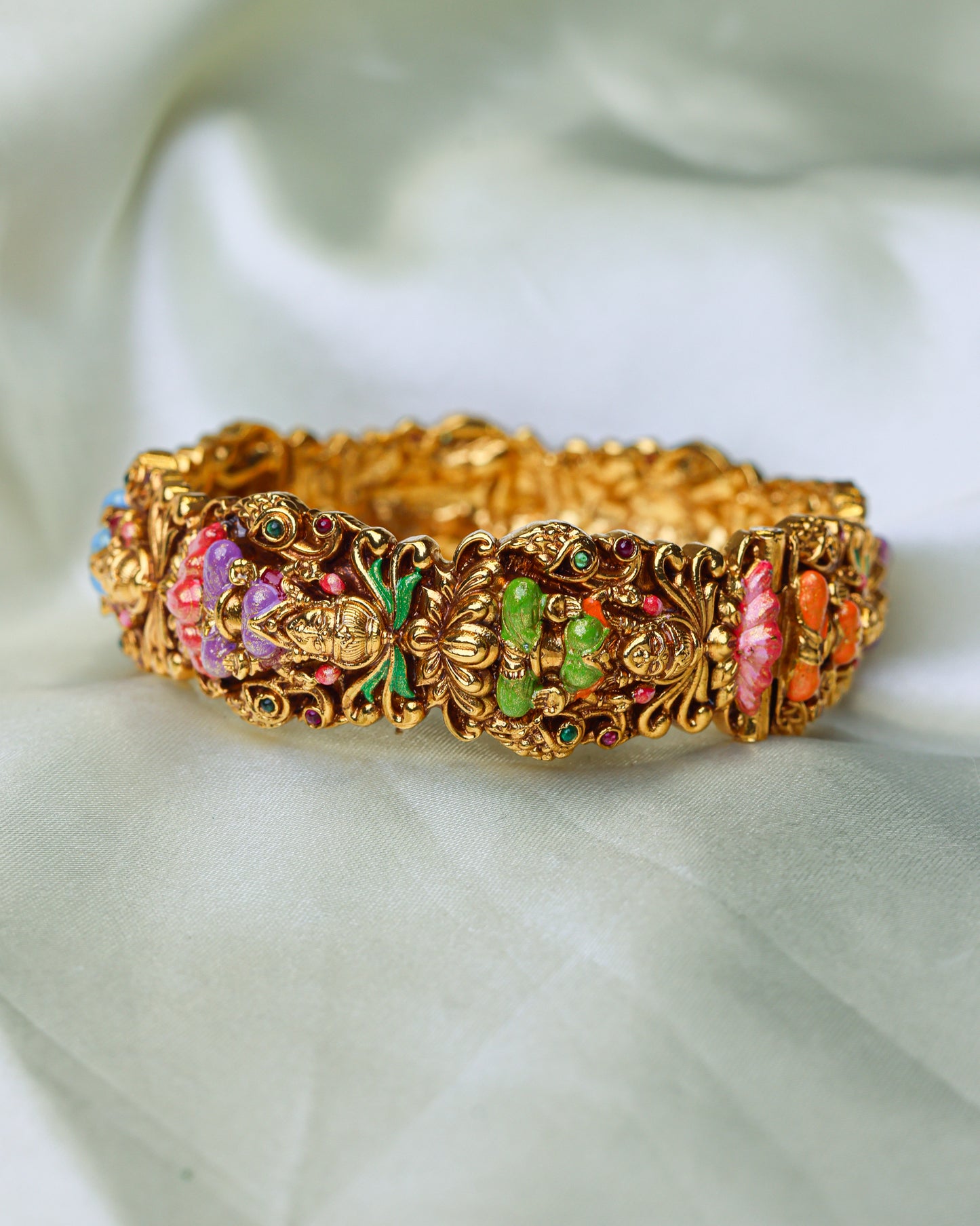 Navarangi Lakshmi Kada ( openable ) Fits to 2.4 & 2.6" size