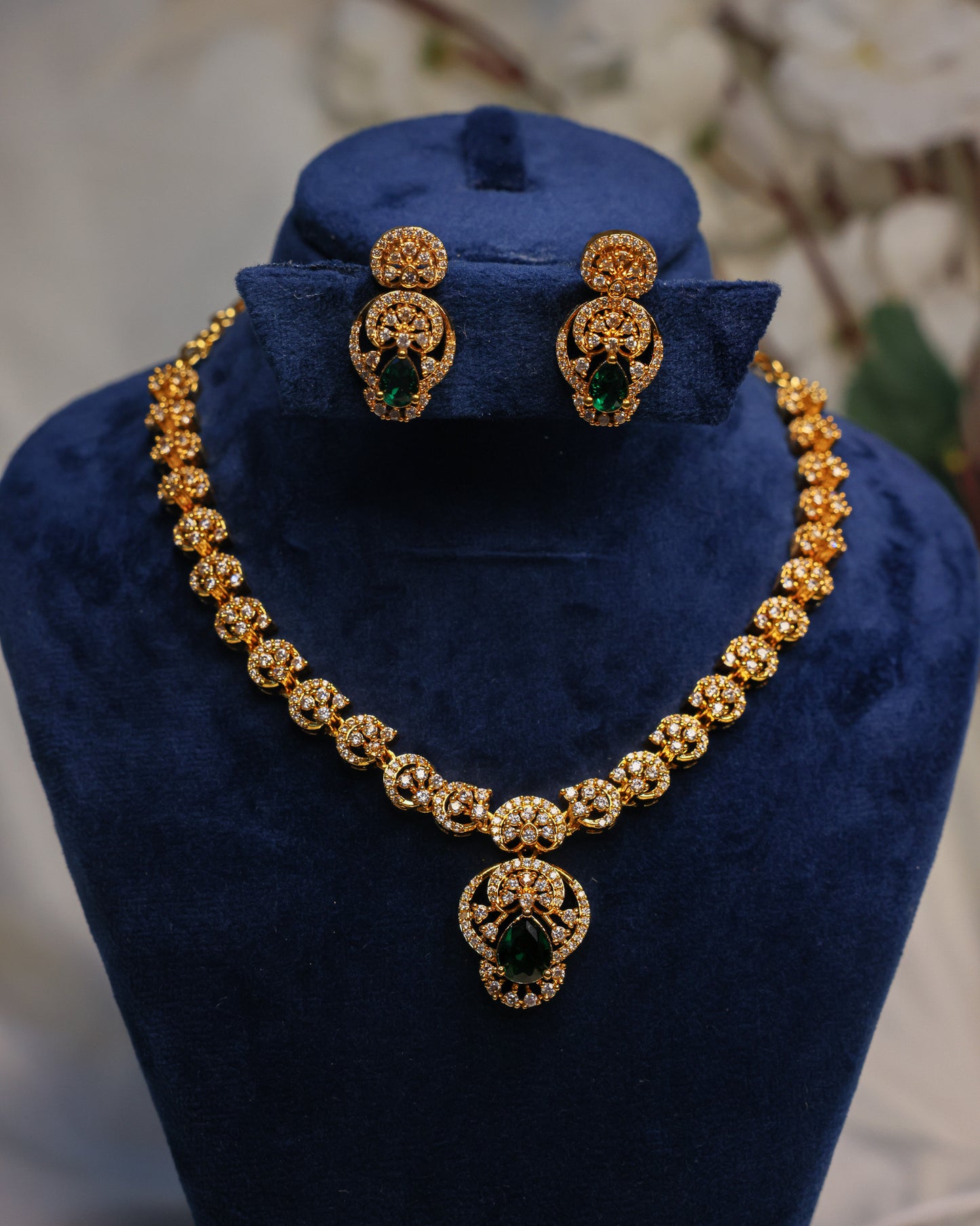 Emerald Signature By Suwarnikaa Jewels