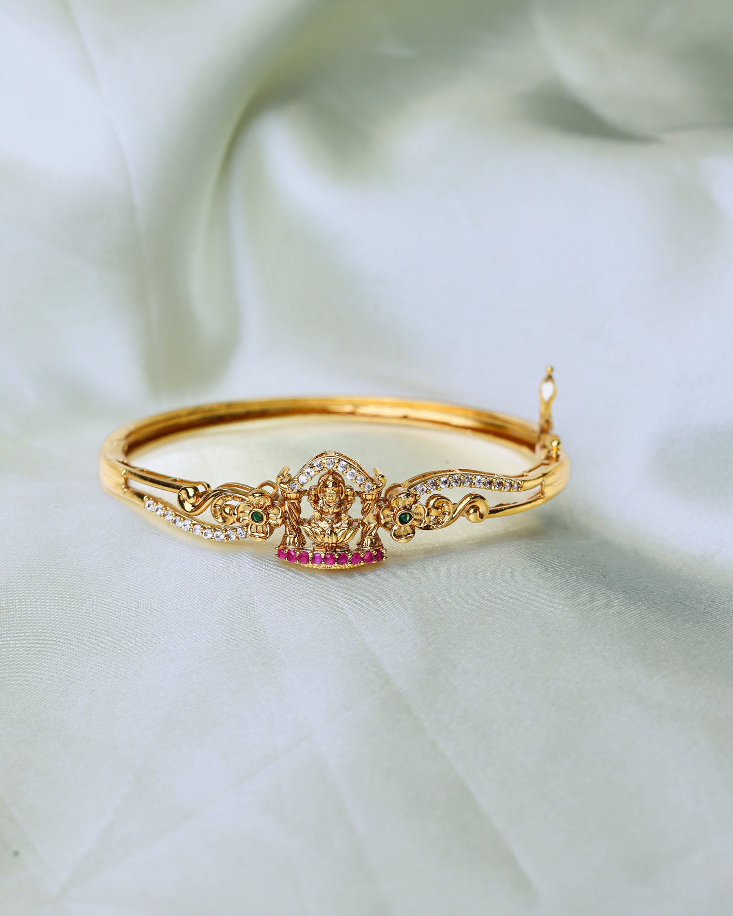 sri Lakshmi Devi Ruby Grace Kada – Openable Free Size