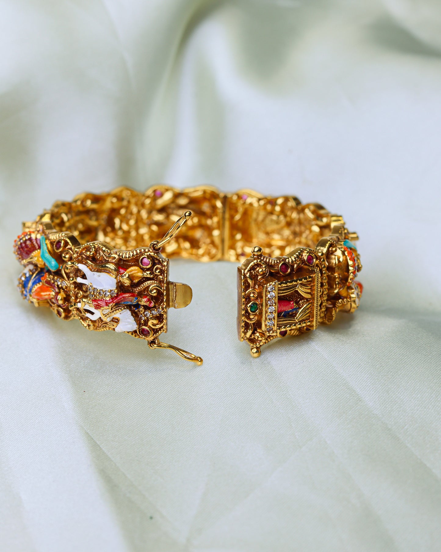 Pallaki Wedding Grace Kada – Openable Free Size 2.4" (Premium Masterpiece Edition) – By Suwarnikaa Jewels