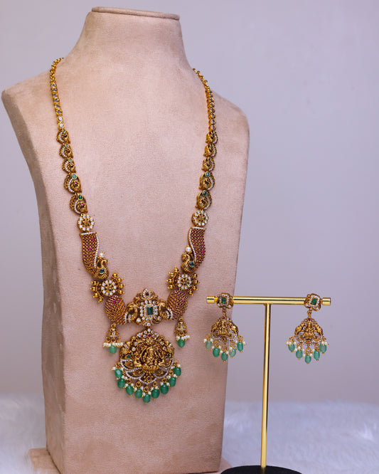Suwarnikaa Marakata Rajalakshmi Haram- (Premium Masterpiece Edition) – By Suwarnikaa Jewels