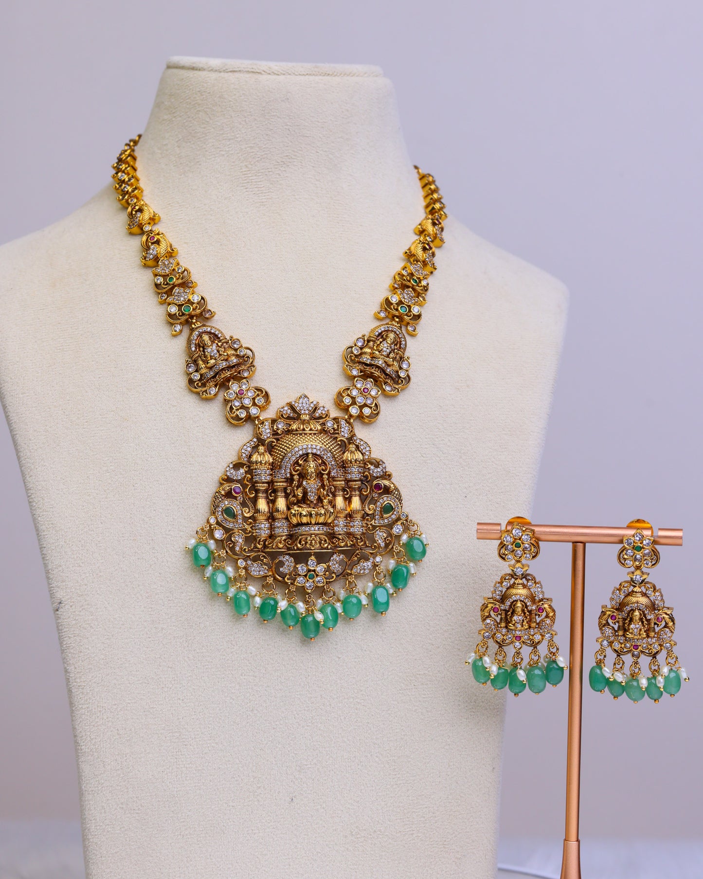 Sri Lakshmi Vaibhav Necklace (Emerald) – By Suwarnikaa Jewels