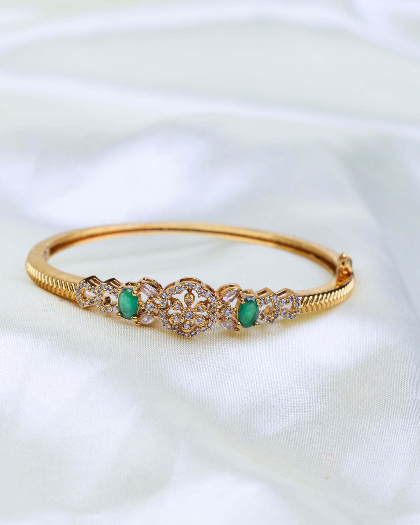Kada Golden Bracelet openable