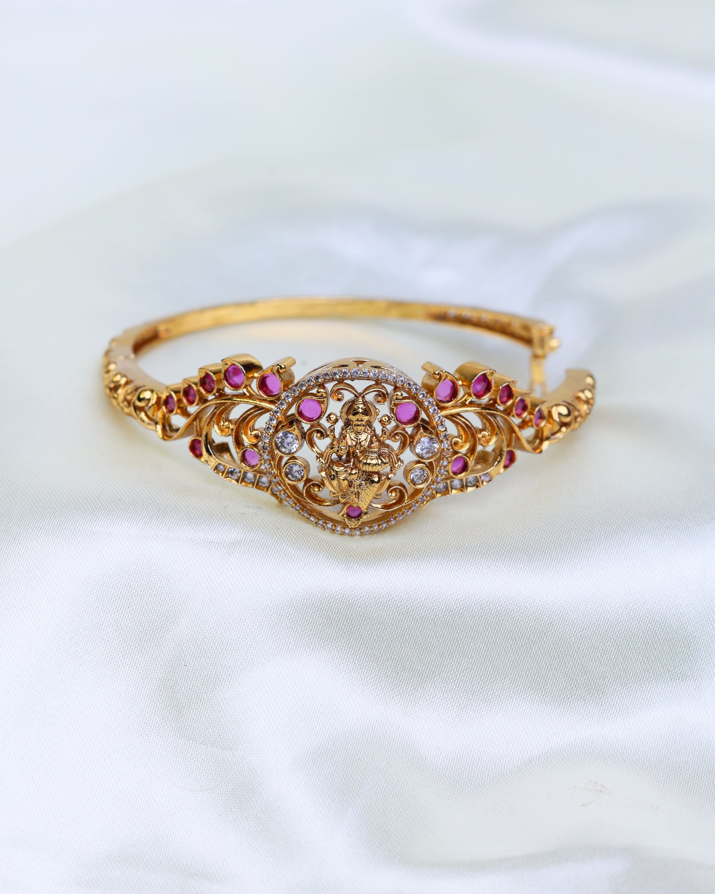 Ruby lakshmi devi Grace Kada openable free size"- (Premium Masterpiece Edition) – By Suwarnikaa Jewels