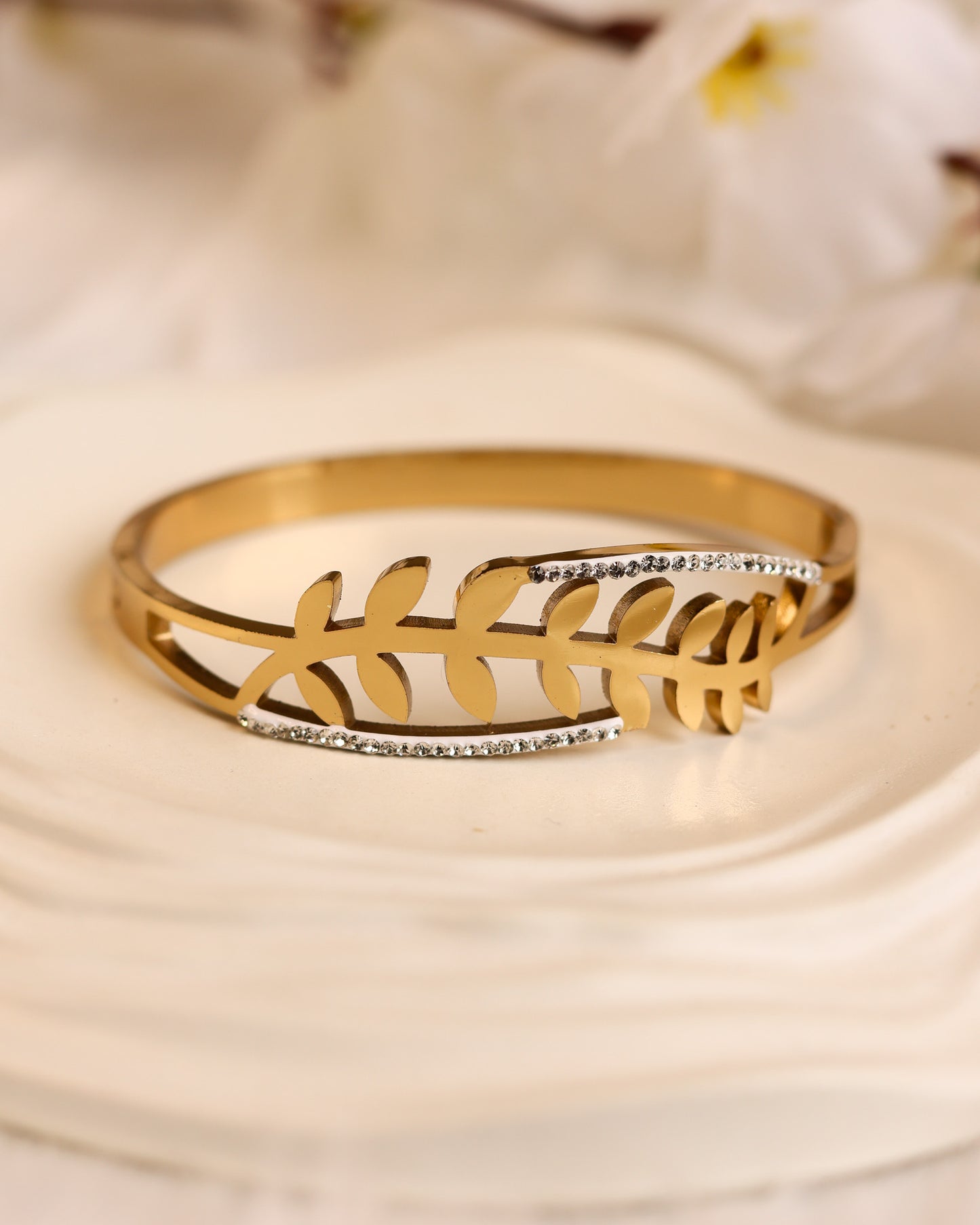Golden Leaf Spark Bracelet | Free Size | Premium Quality (Anti Tarnish & Gold Polish)