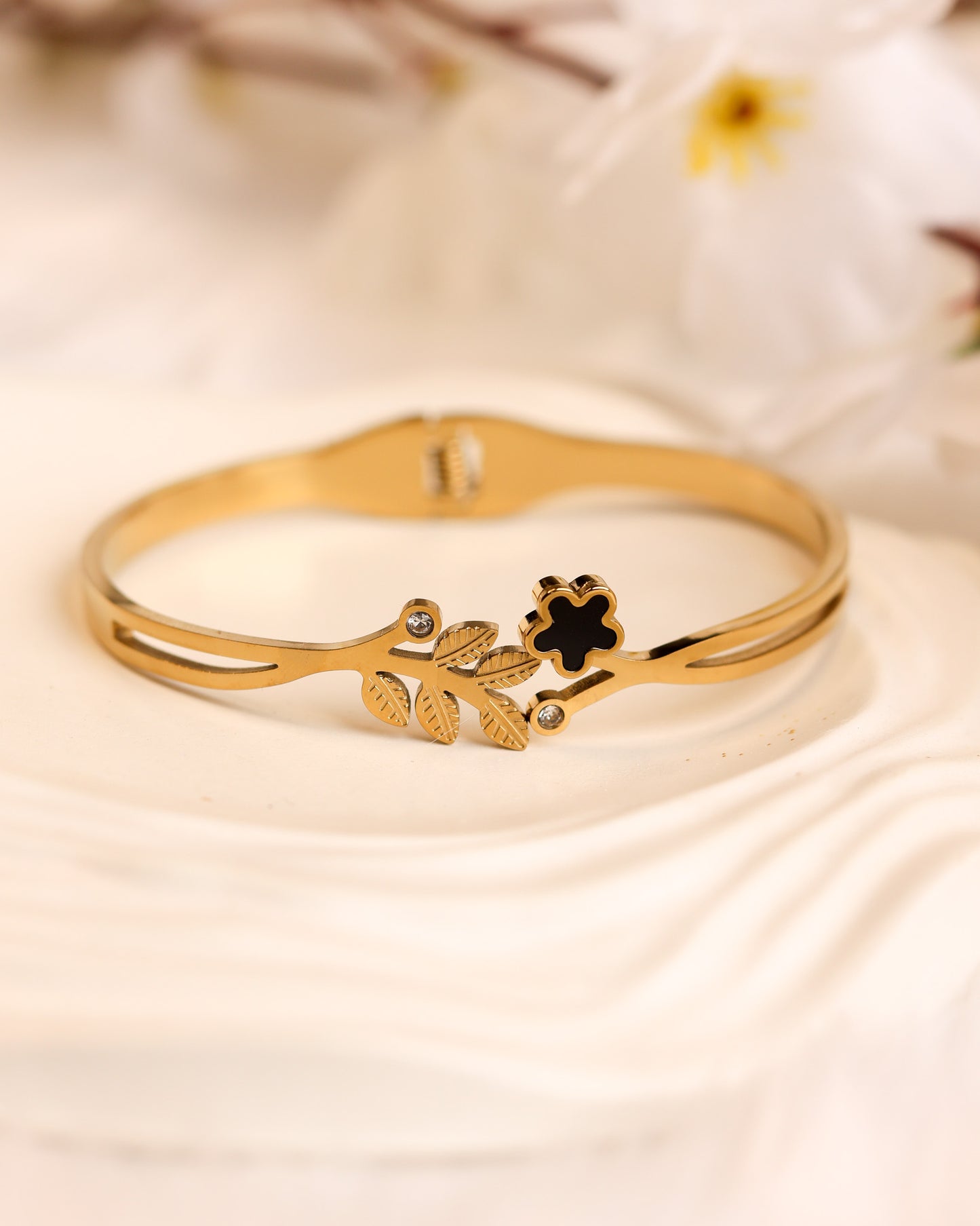 Noir Blossom Leaf Bracelet | Free Size | Premium Quality (Anti Tarnish & Gold Polish)