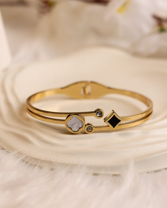 Luxe Harmony Gold Cuff | Free Size | Premium Quality (Anti Tarnish & Gold Polish)