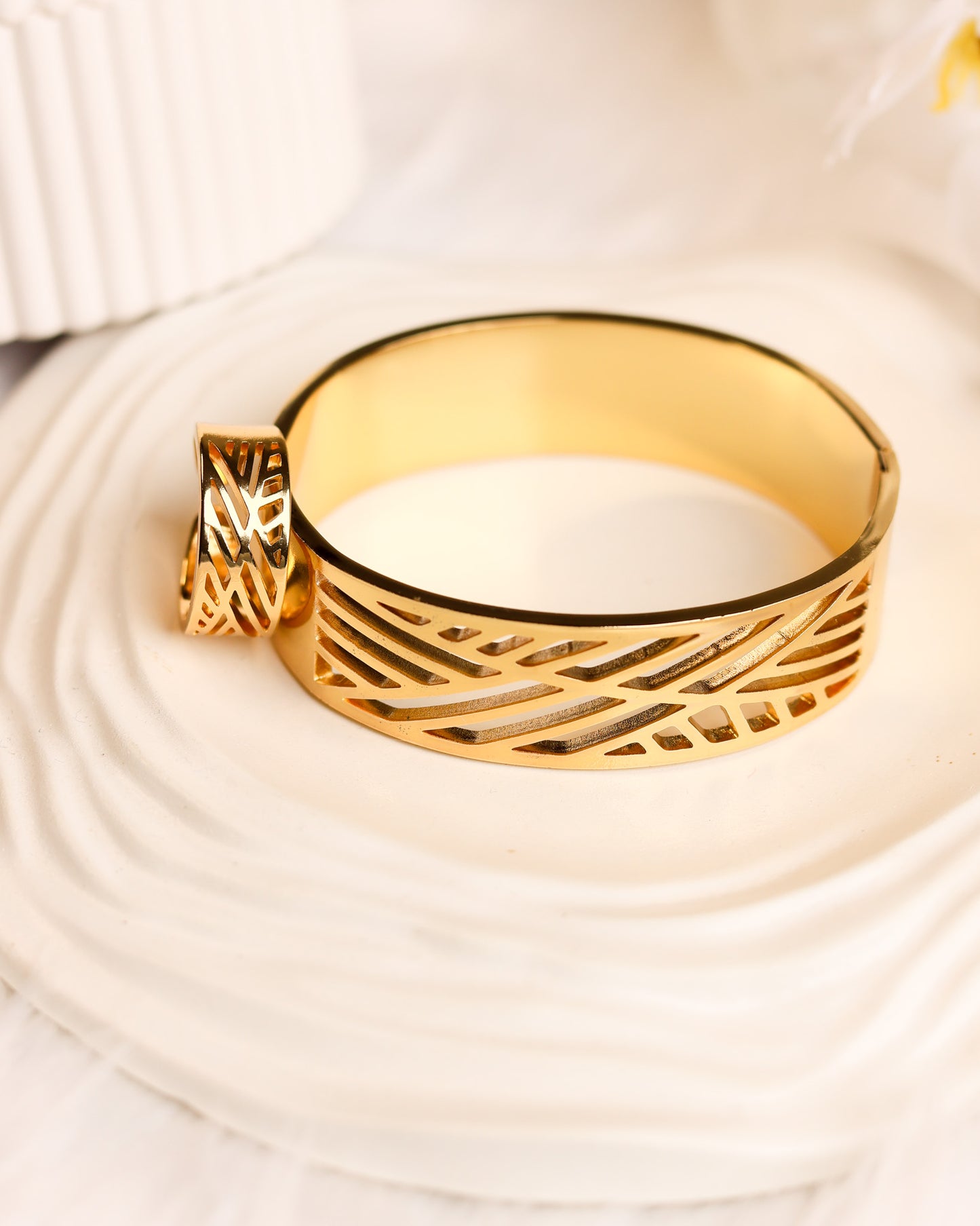 Aurex Weave Gold Cuff | Free Size | Premium Quality (Anti Tarnish & Gold Polish)