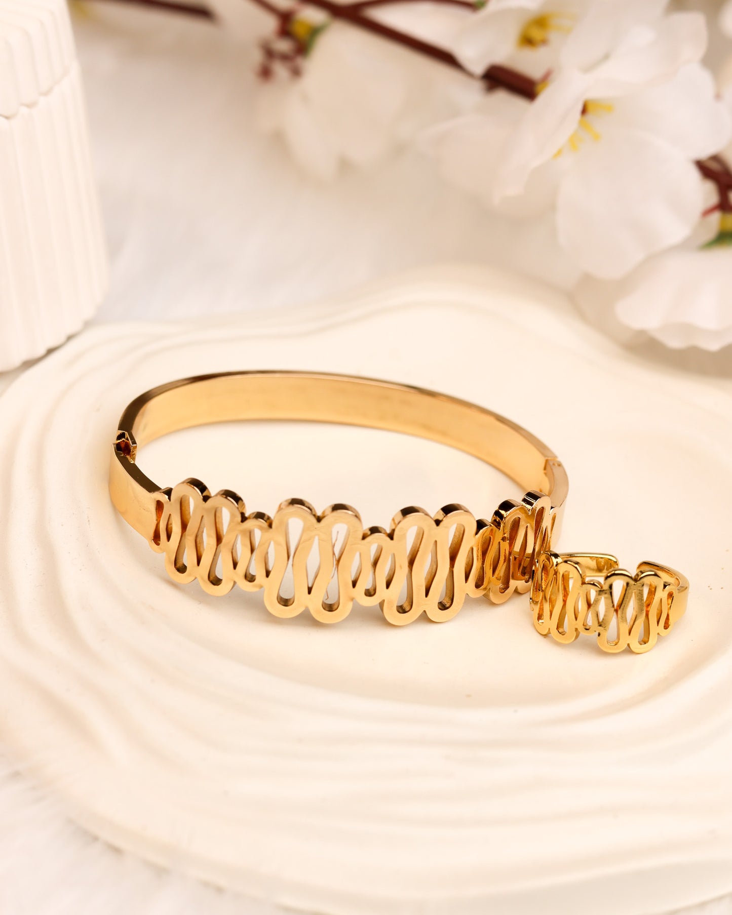 Golden Ripple Gold Cuff & Ring Set | Free Size | Premium Quality (Anti Tarnish & Gold Polish)