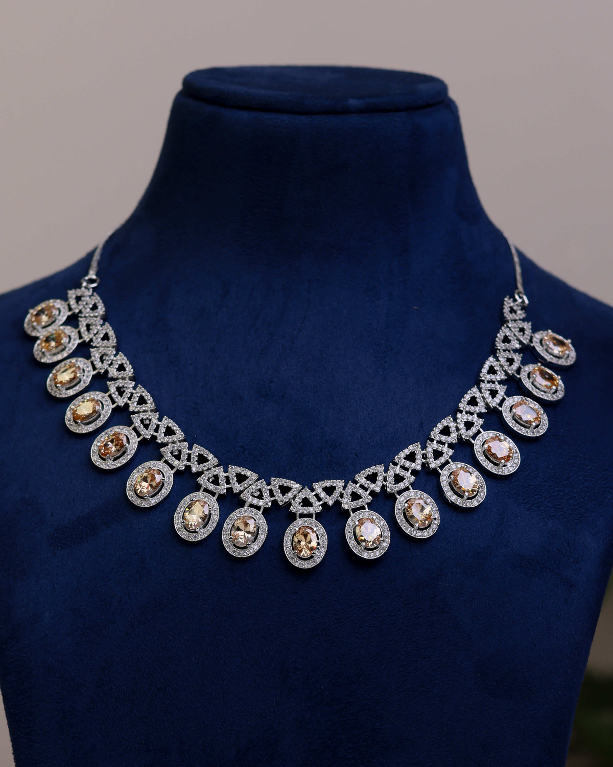 Vivian Luxe by suwarnikaa jewels