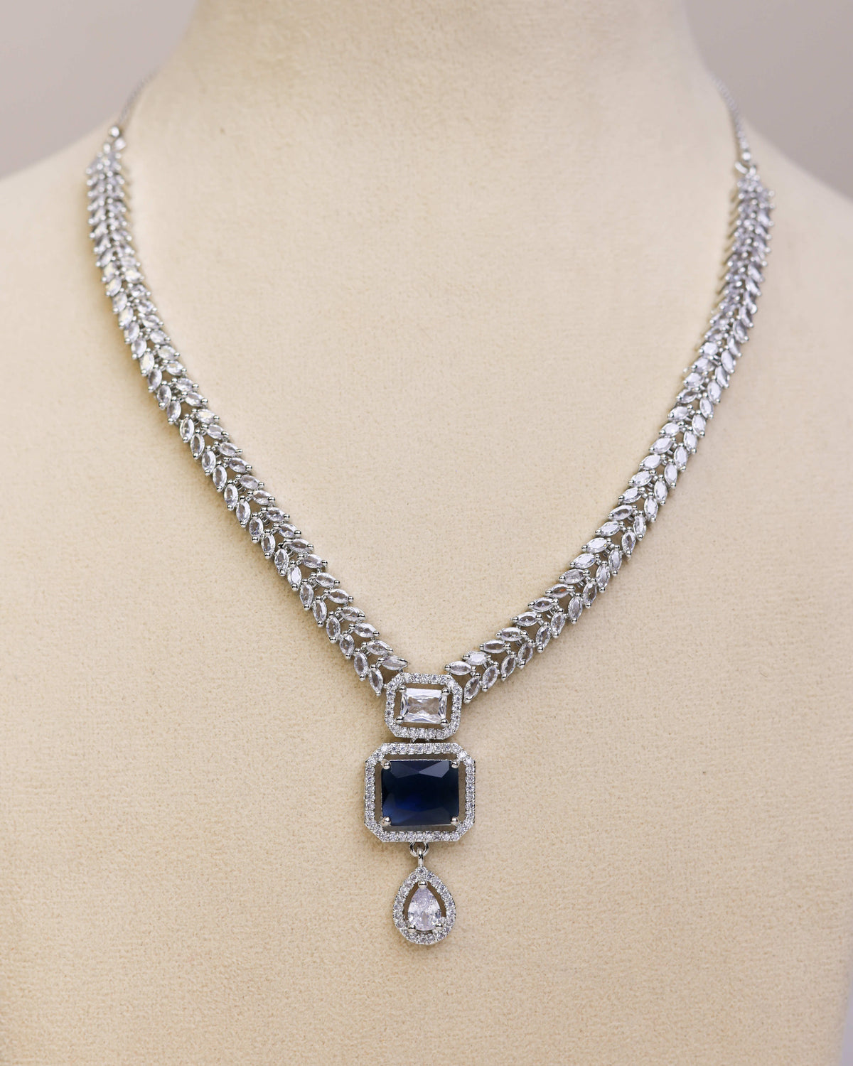 Royal Sapphire by suwarnikaa jewels
