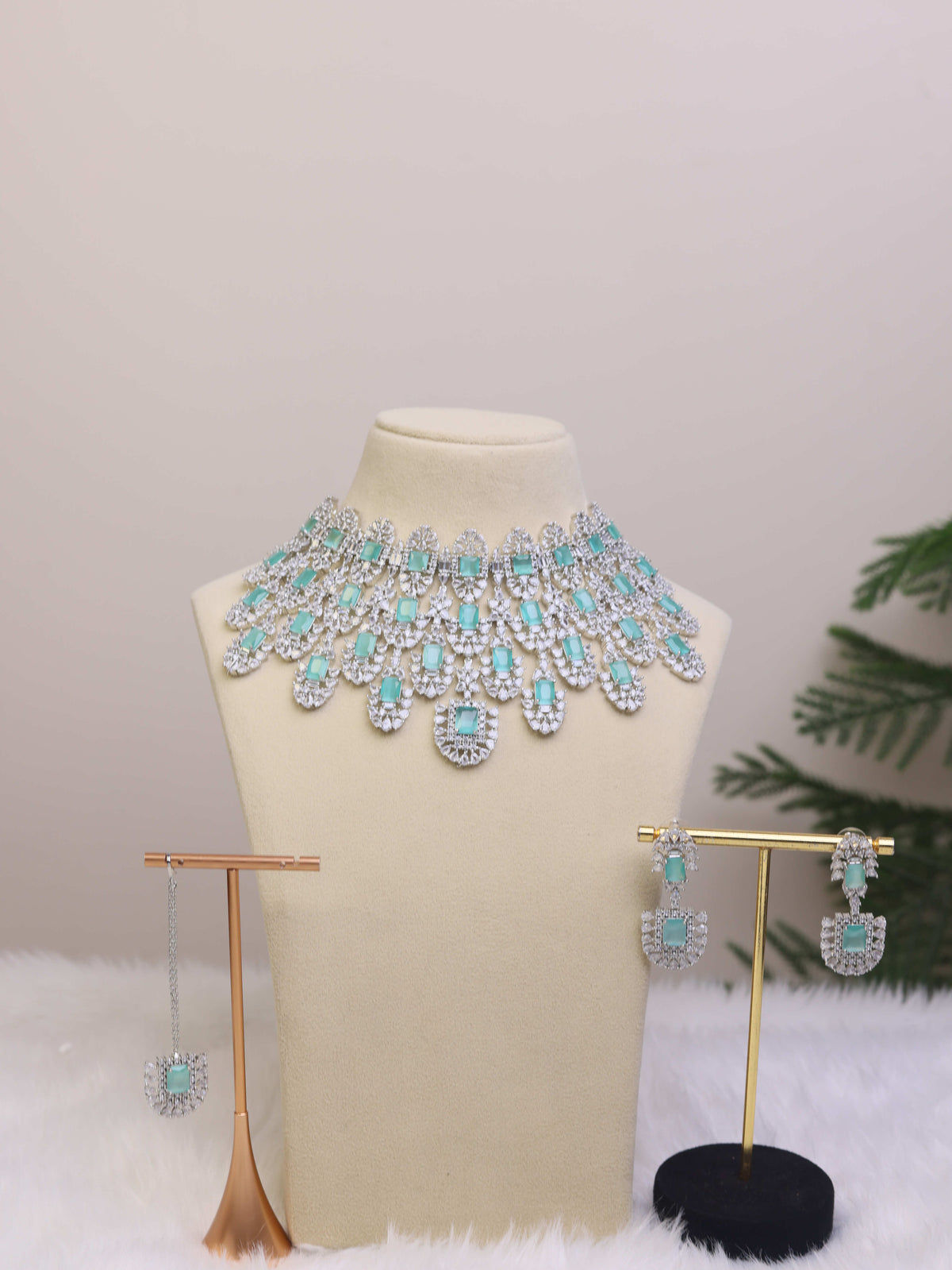 Aurelia Aqua Choker by suwarnikaa jewels