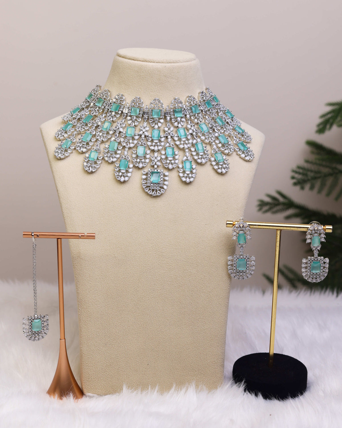 Aurelia Aqua Choker by suwarnikaa jewels