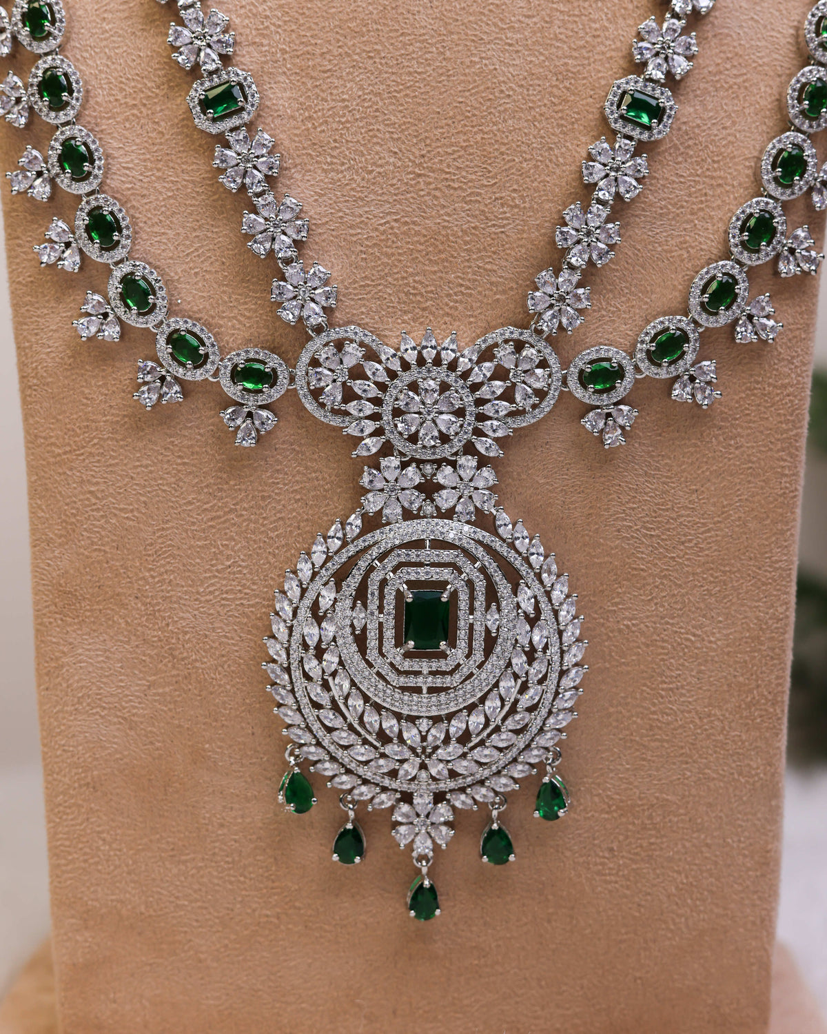 Emerald Royale Necklace Set by Suwarnikaa Jewels