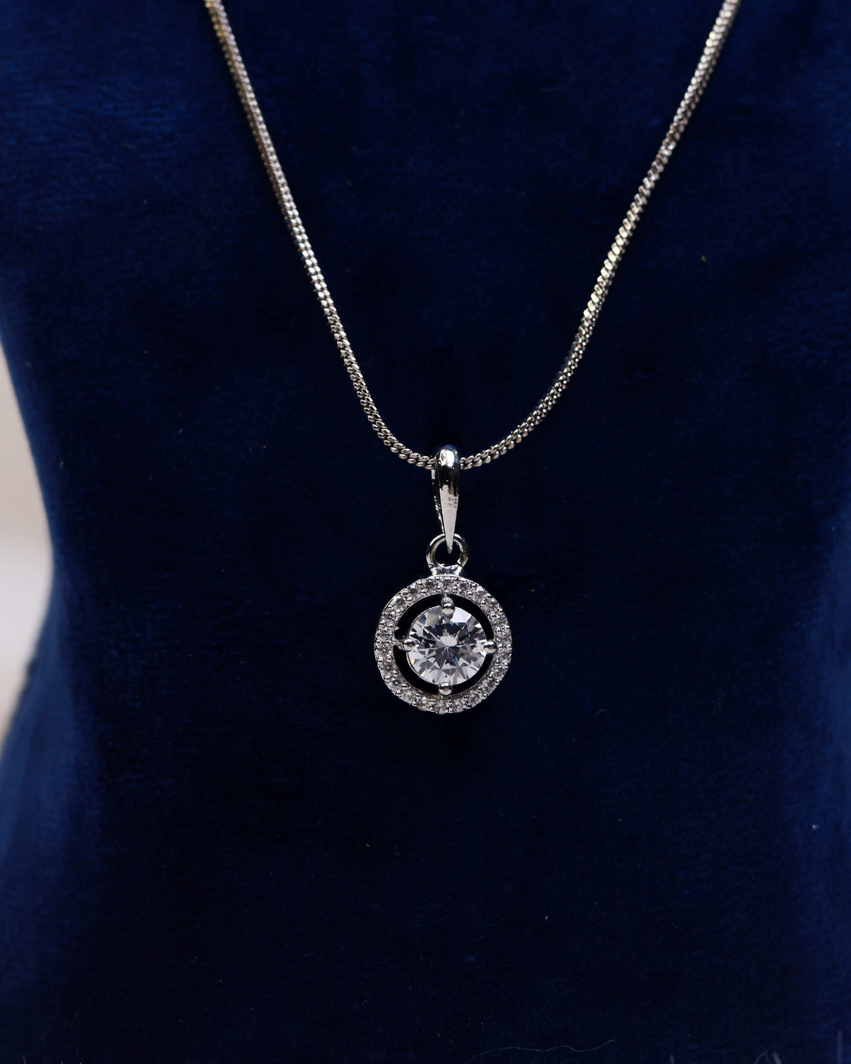 Elia Luxe by suwarnikaa jewels