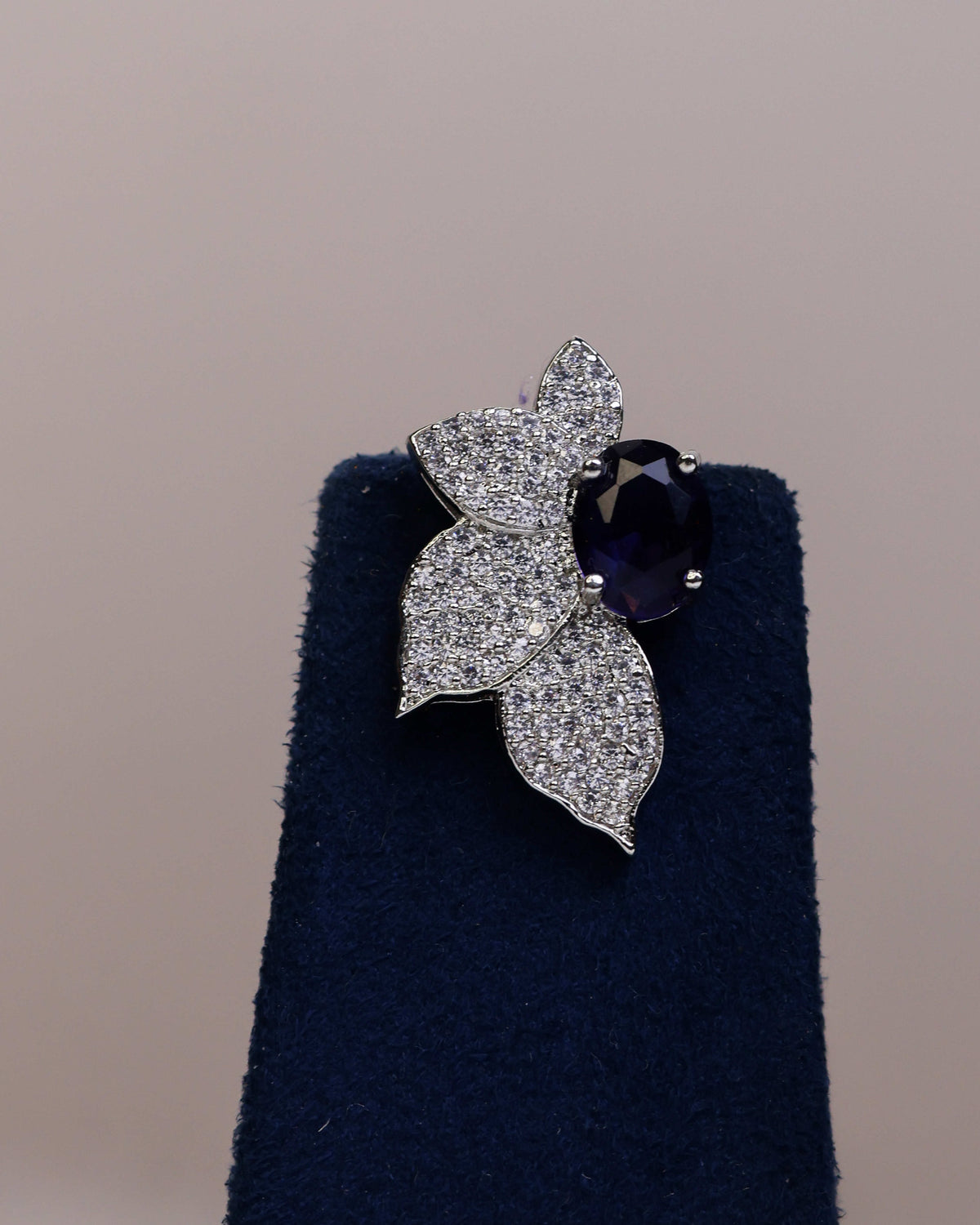 Amoura Blue by suwarnikaa jewels