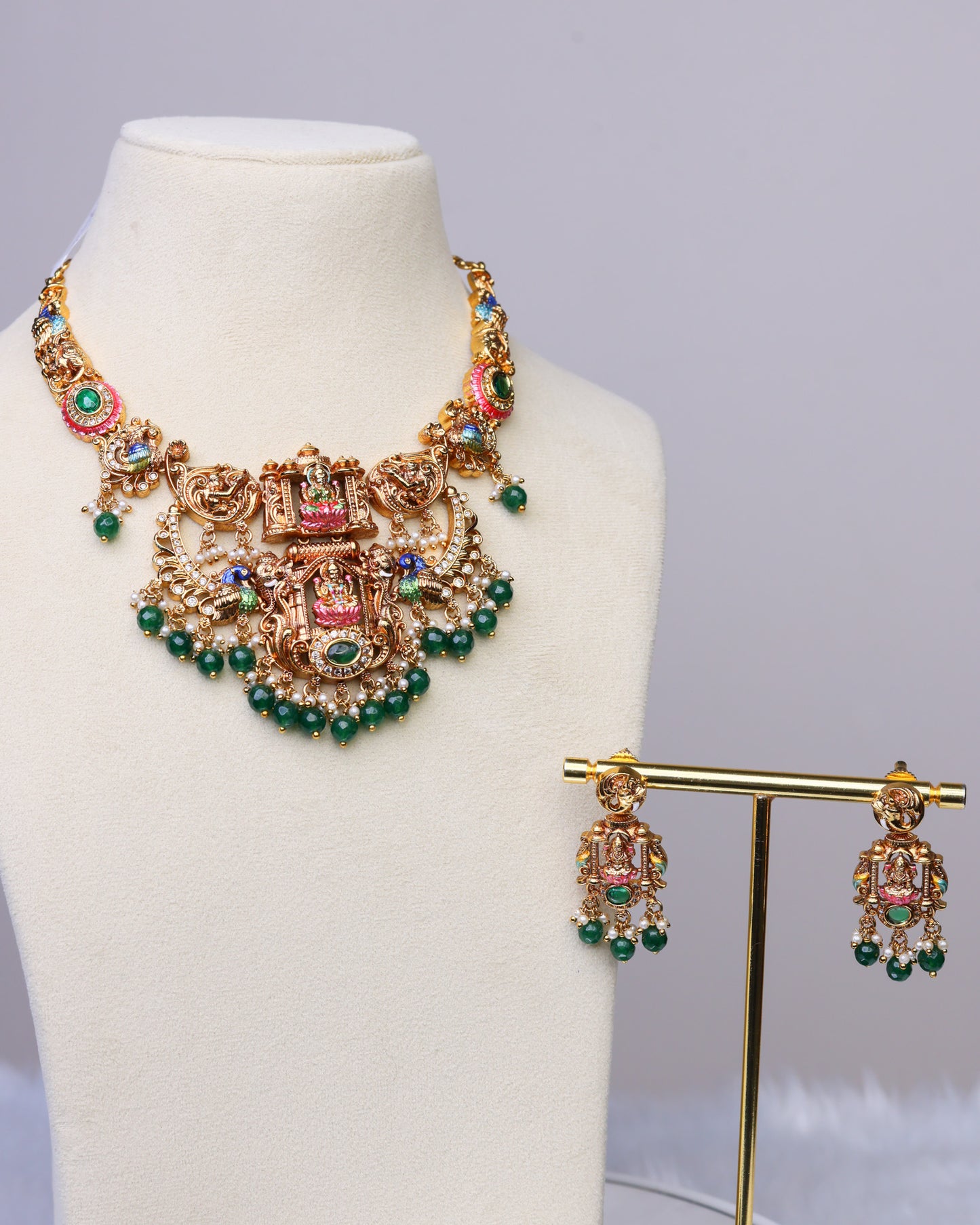 Swarna Samaradhya choker Set- (Premium Masterpiece Edition) – By Suwarnikaa Jewels