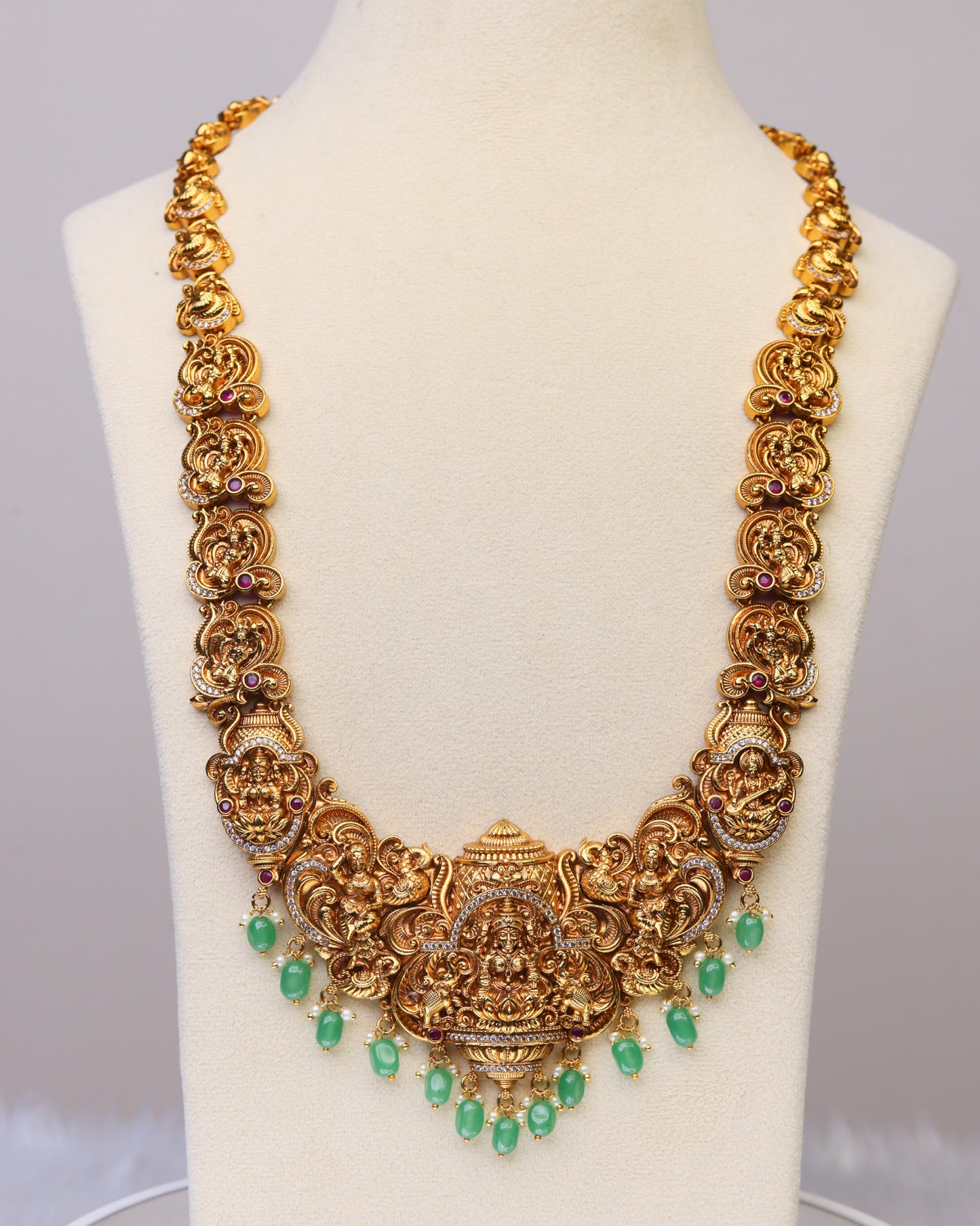 Sri Mahalakshmi Vaibhava Temple Haram - (Premium Masterpiece Edition) – By Suwarnikaa Jewels
