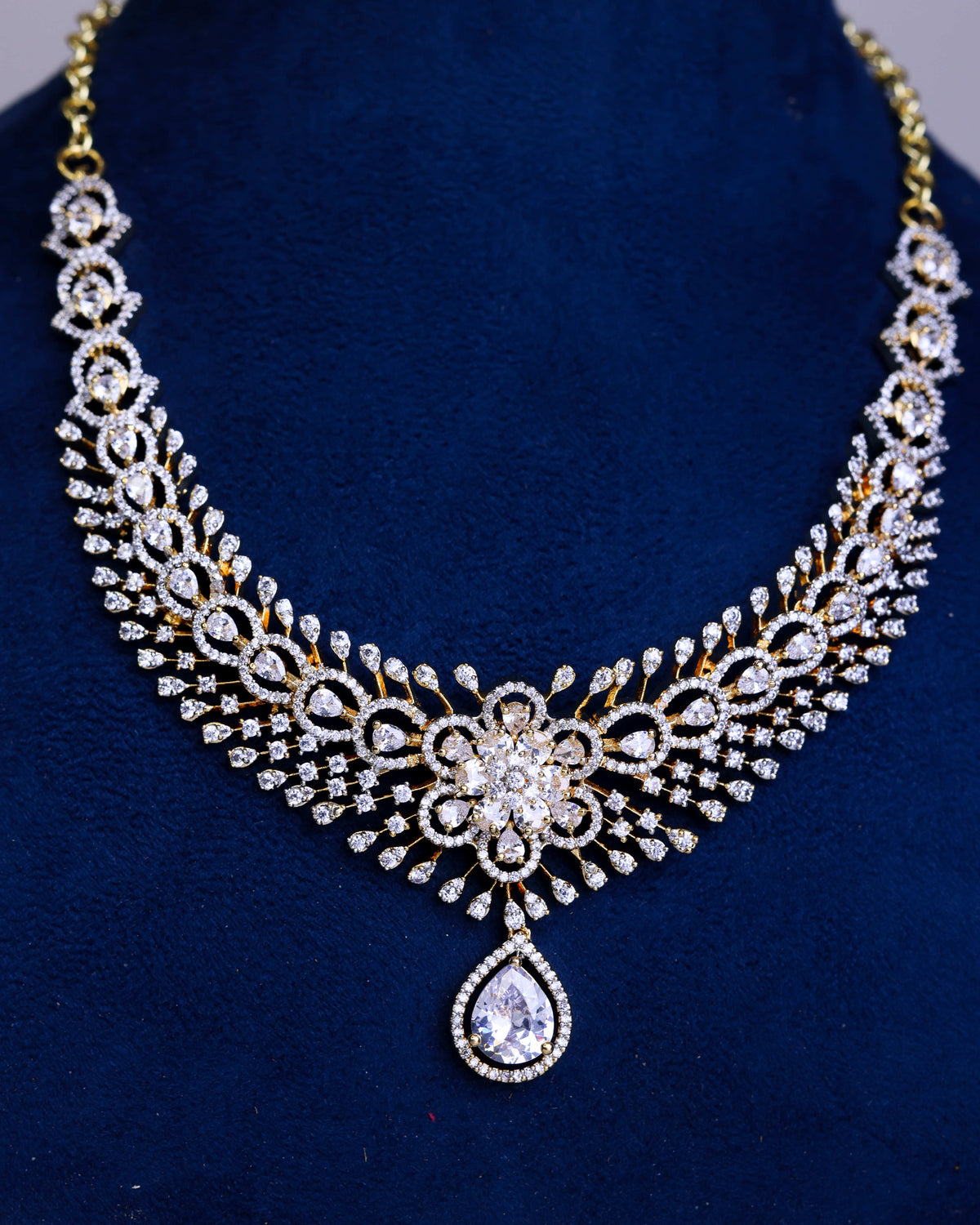 Glamora luxe by suwarnikaa jewels