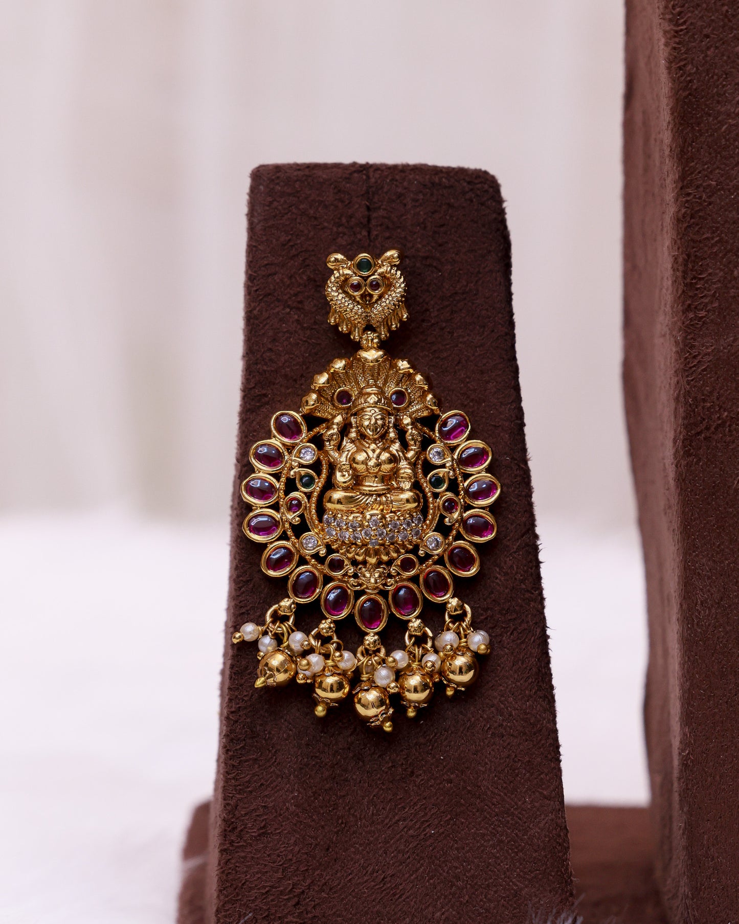 Saanvika Ratna Haaram – Premium South Indian Temple Necklace Set By Suwarnikaa Jewels