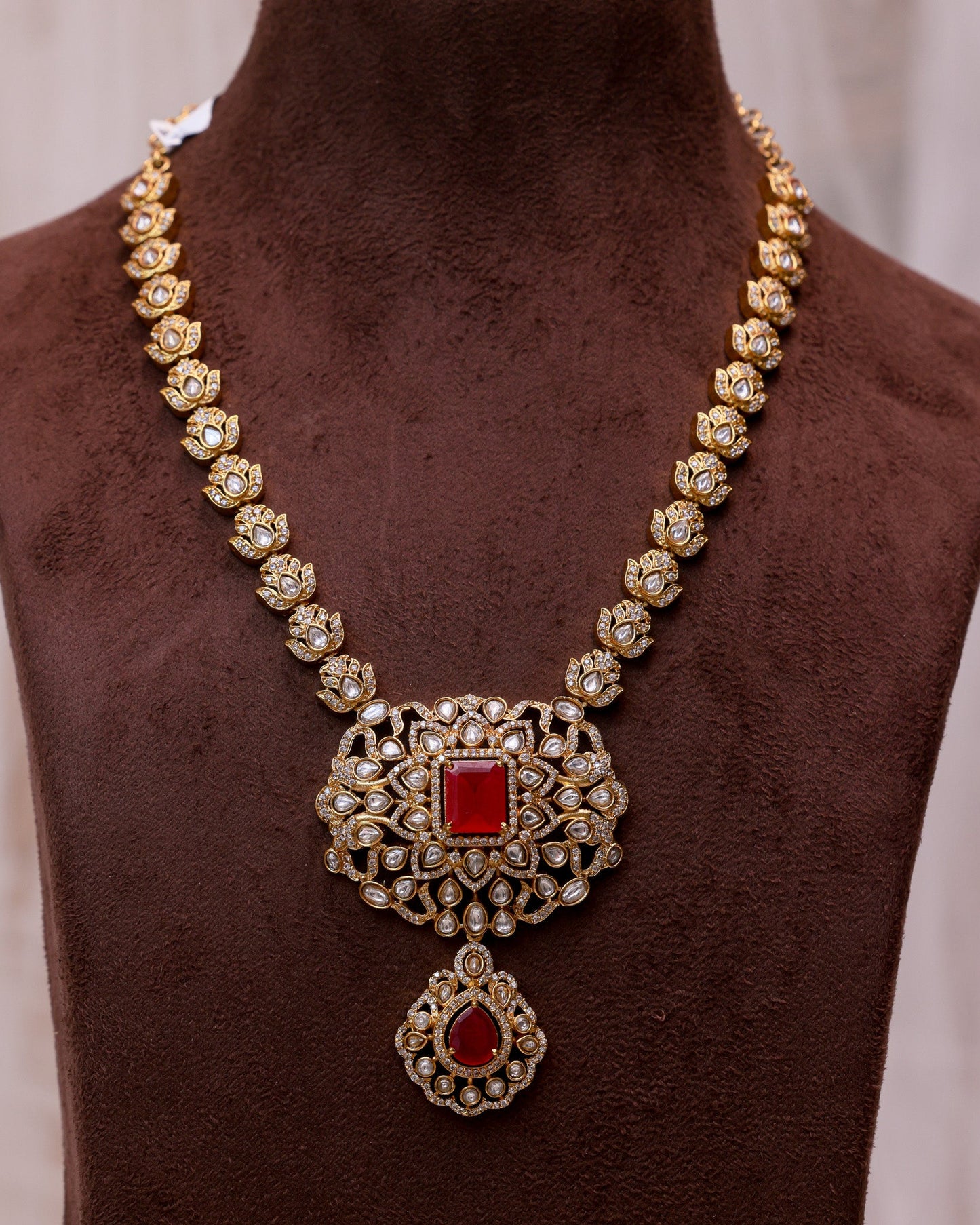Aarohi Ratna Necklace Set – Premium Kundan Bridal Jewellery  By Suwarnikaa Jewels
