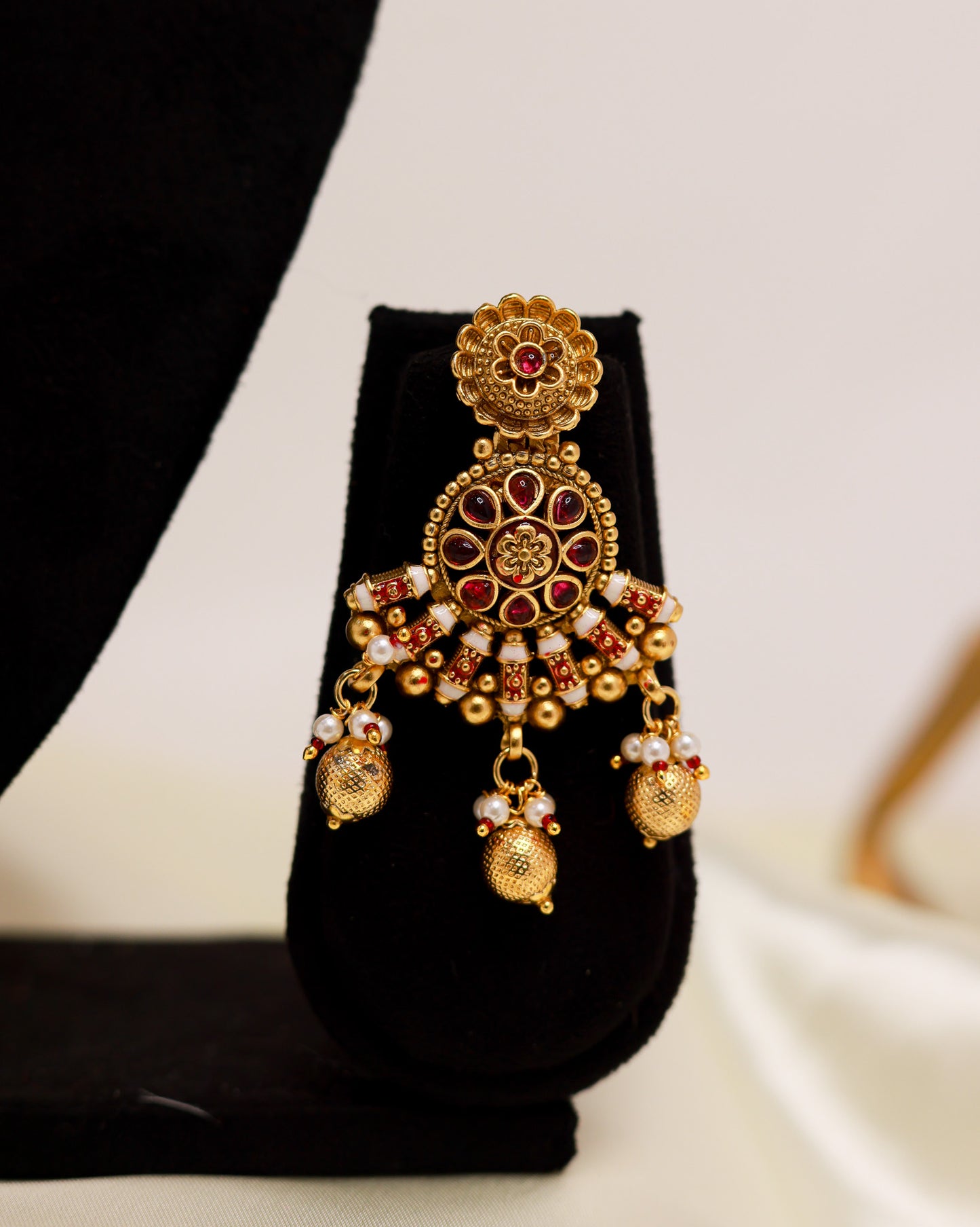 Amruthanjali Classic Choker set by Suwarnikaa Jewels