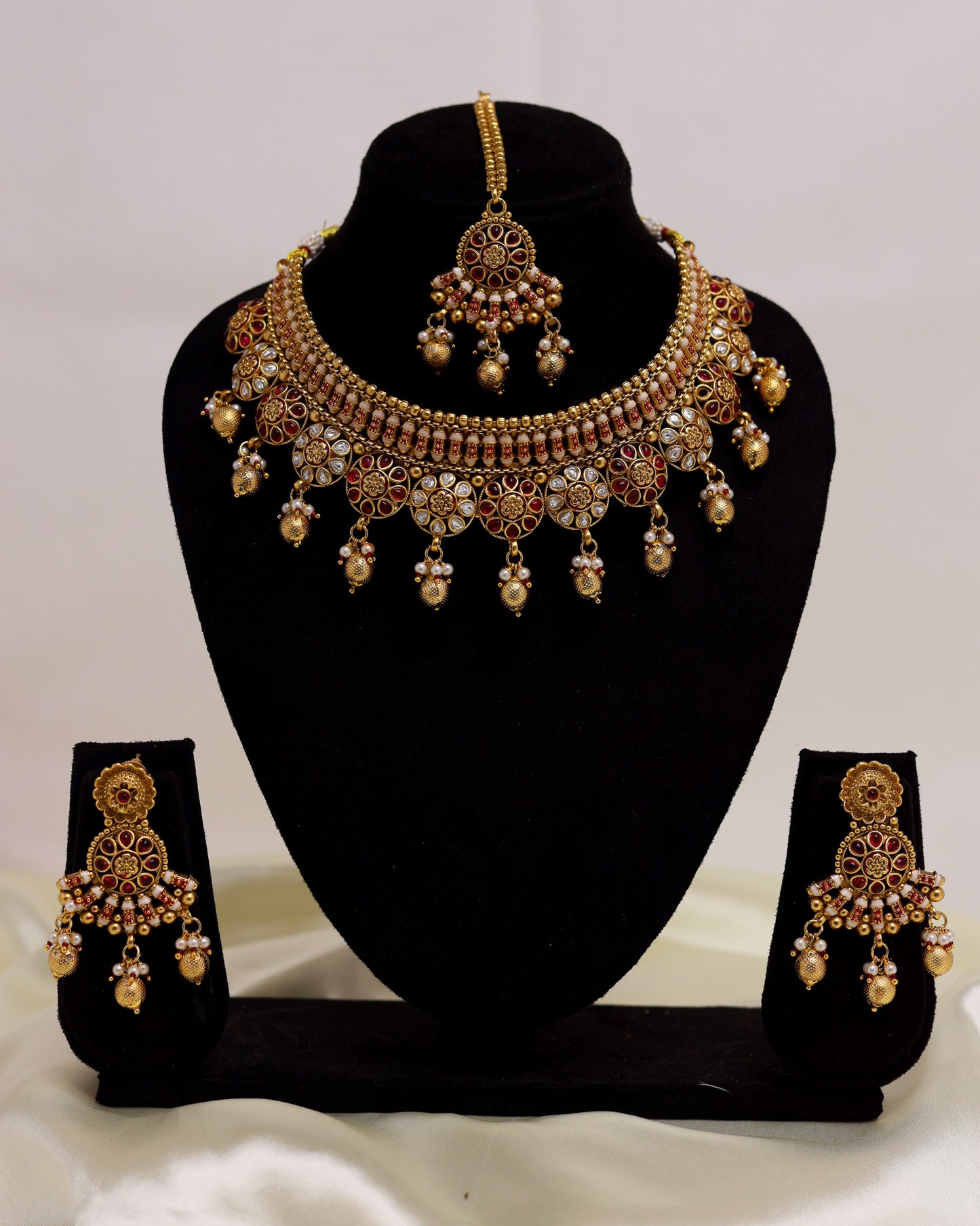 Amruthanjali Classic Choker set by Suwarnikaa Jewels