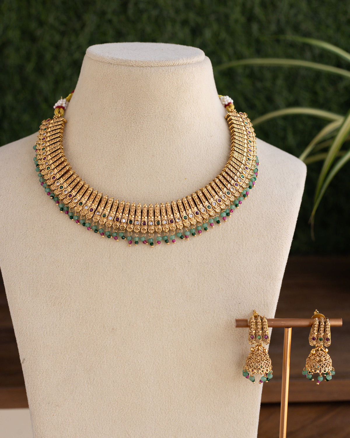 Swarna Ratna Lahari Set by suwarnikaa jewels
