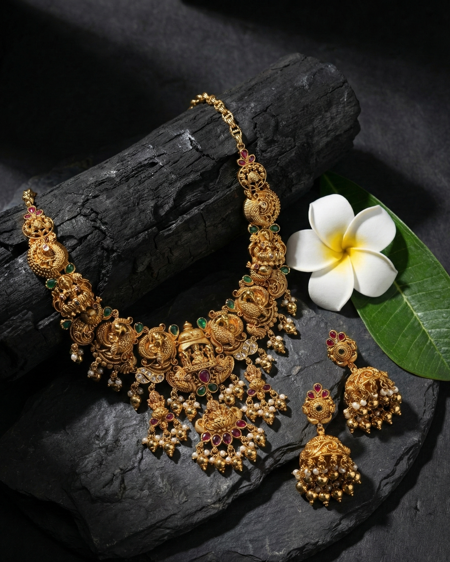 Mahalakshmi Divya Haaram Premium Temple Jewellery By Suwarnikaa Jewels