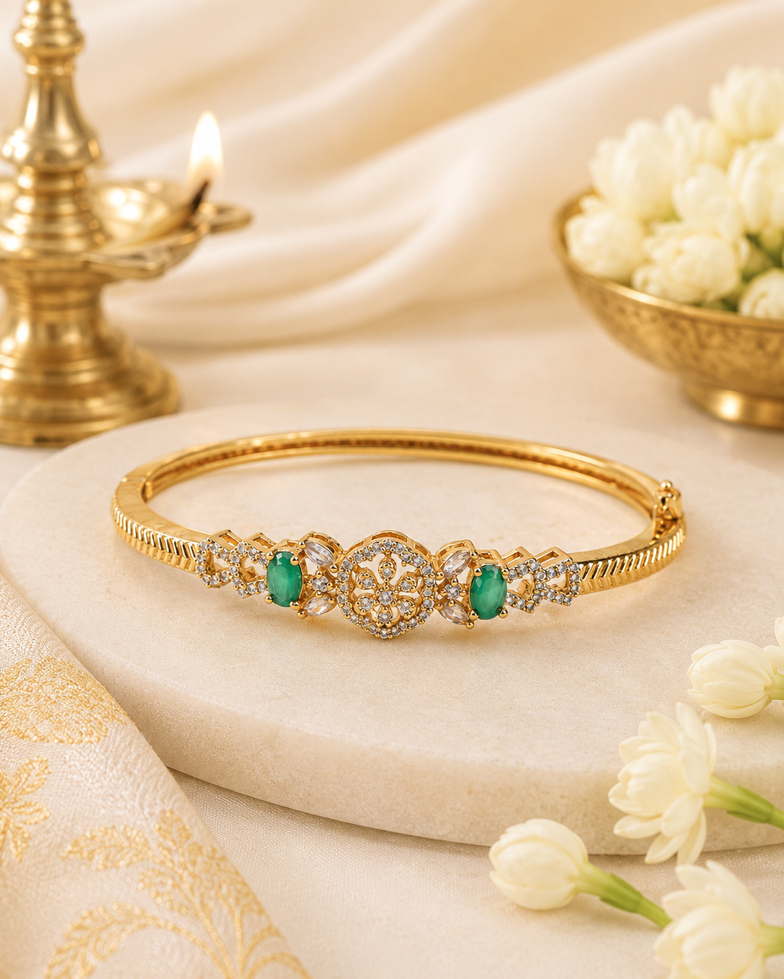 Emerald Sparkle Grace Kada Openable – Premium Masterpiece Edition by Suwarnikaa Jewels
