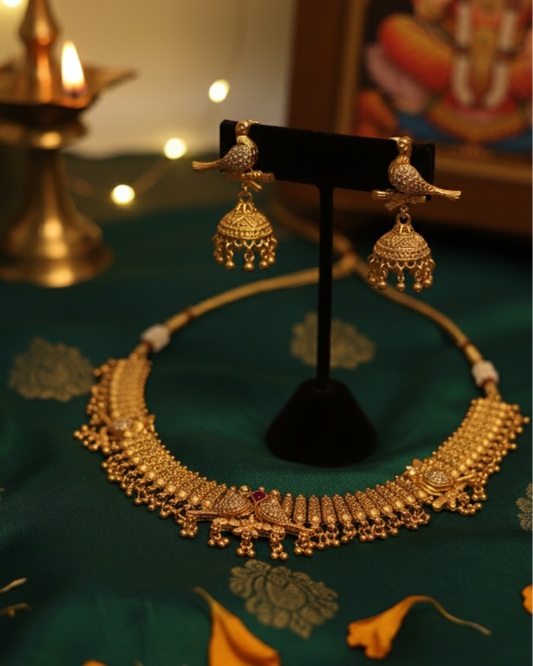 Suwarnikaa’s Divine Parrot Choker