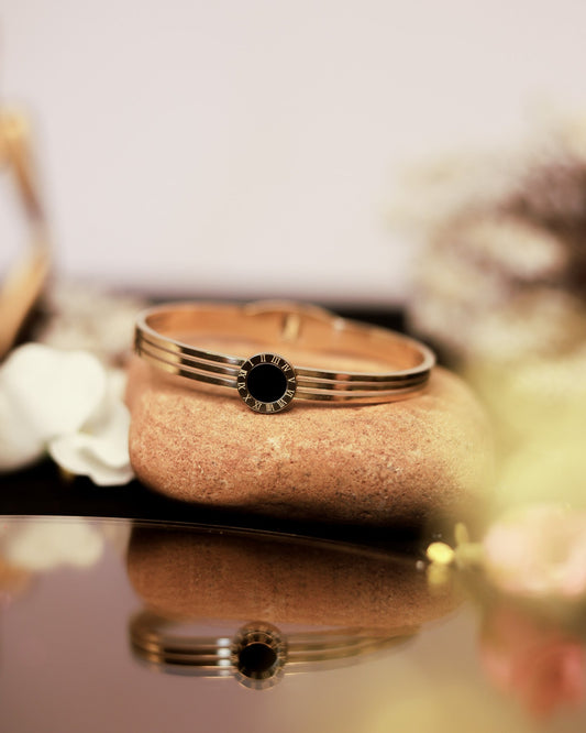 Suwarnikaa’s Solar Noir Bracelet (Anti Tarnish & Gold Polish)