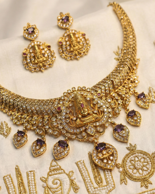 VAikunta kanti Suarnikaa jewels