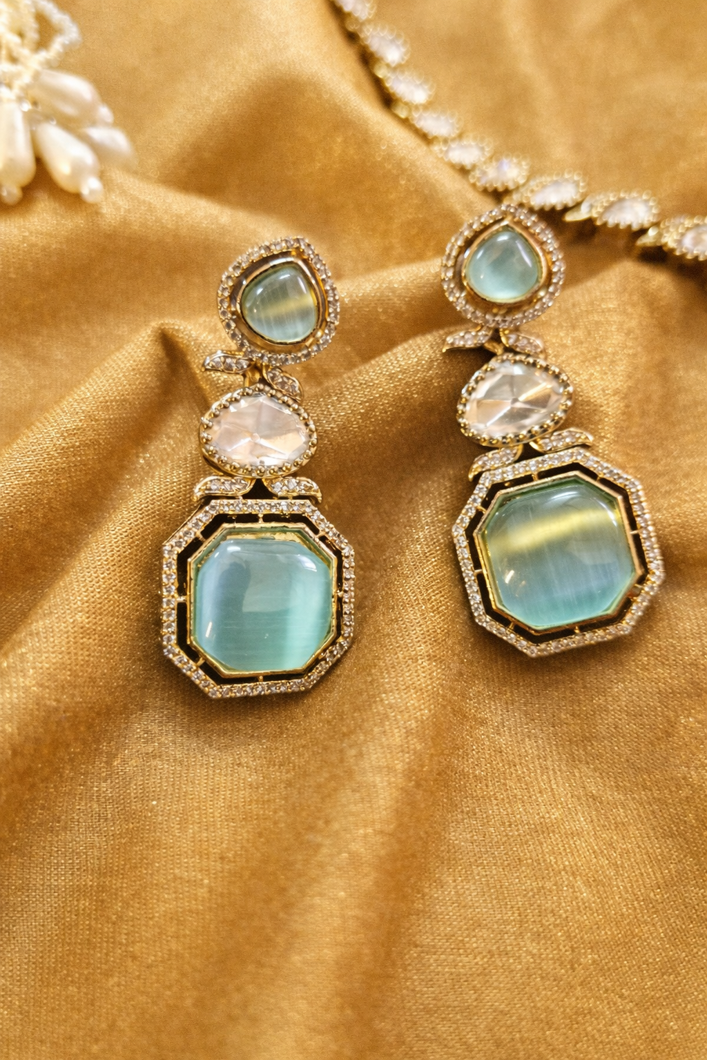 Aurora Elegance American Diamond Set