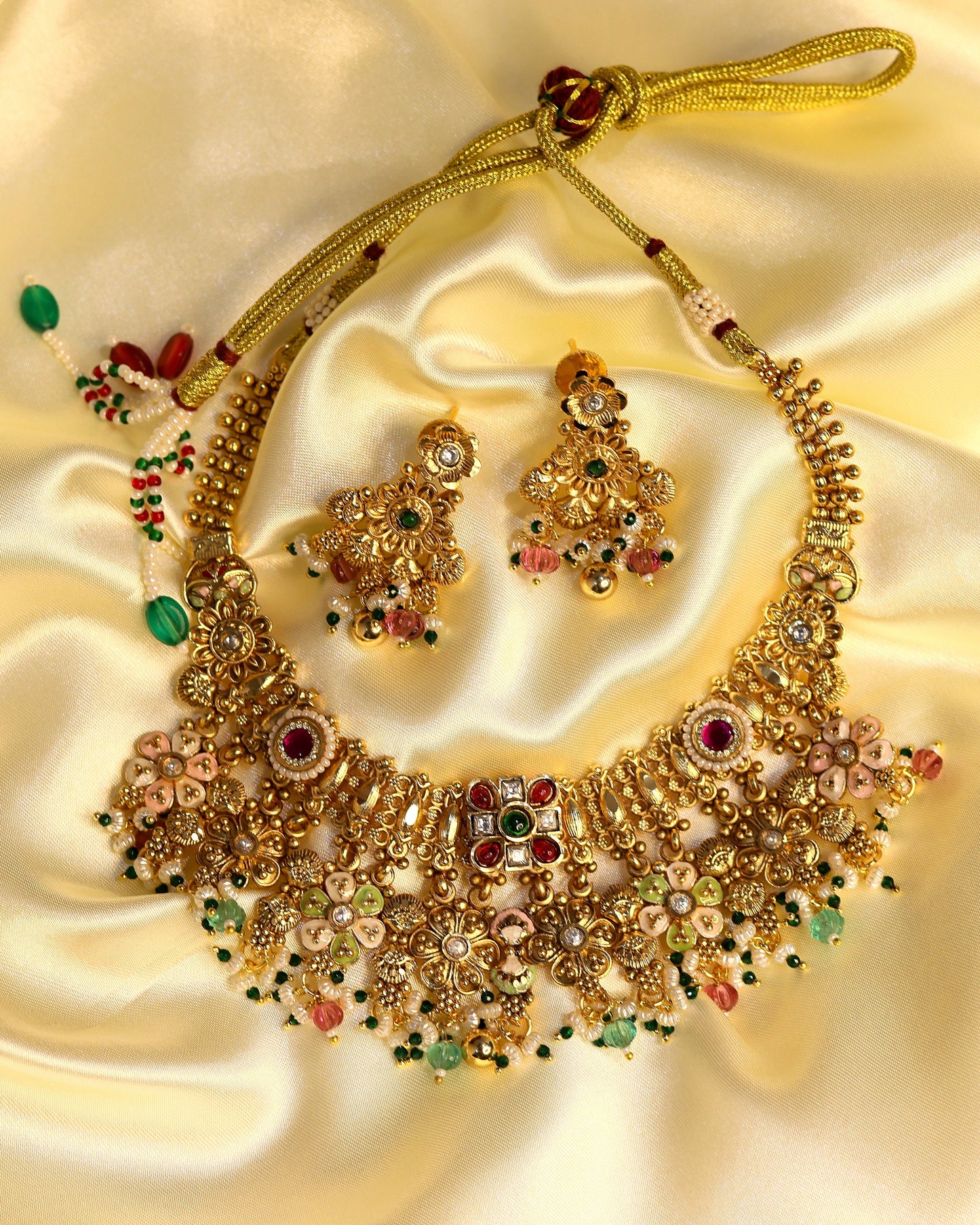 Suwarnikaa’s Pushpanjali Haram set